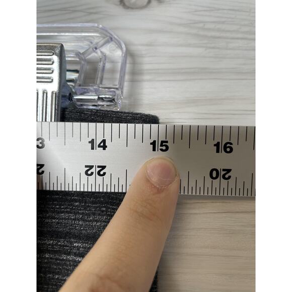 GapFit Capri Leggings Womens Medium Black Space Dye GFast Performance Cotton - Picture 2 of 9